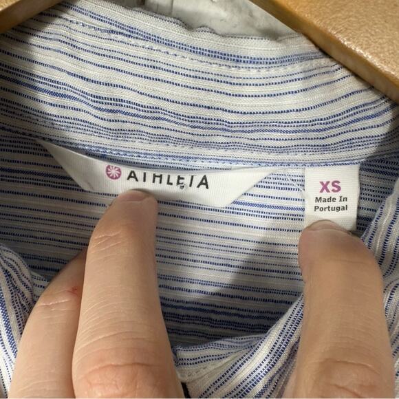 Athleta Striped Long Sleeve Button Down Top Size XS - Picture 4 of 8
